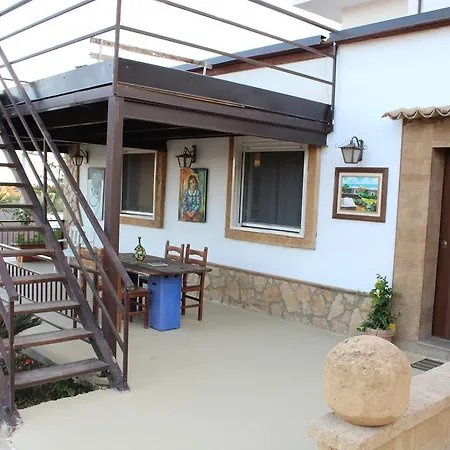 Bed & Breakfast Trinacria 3*
